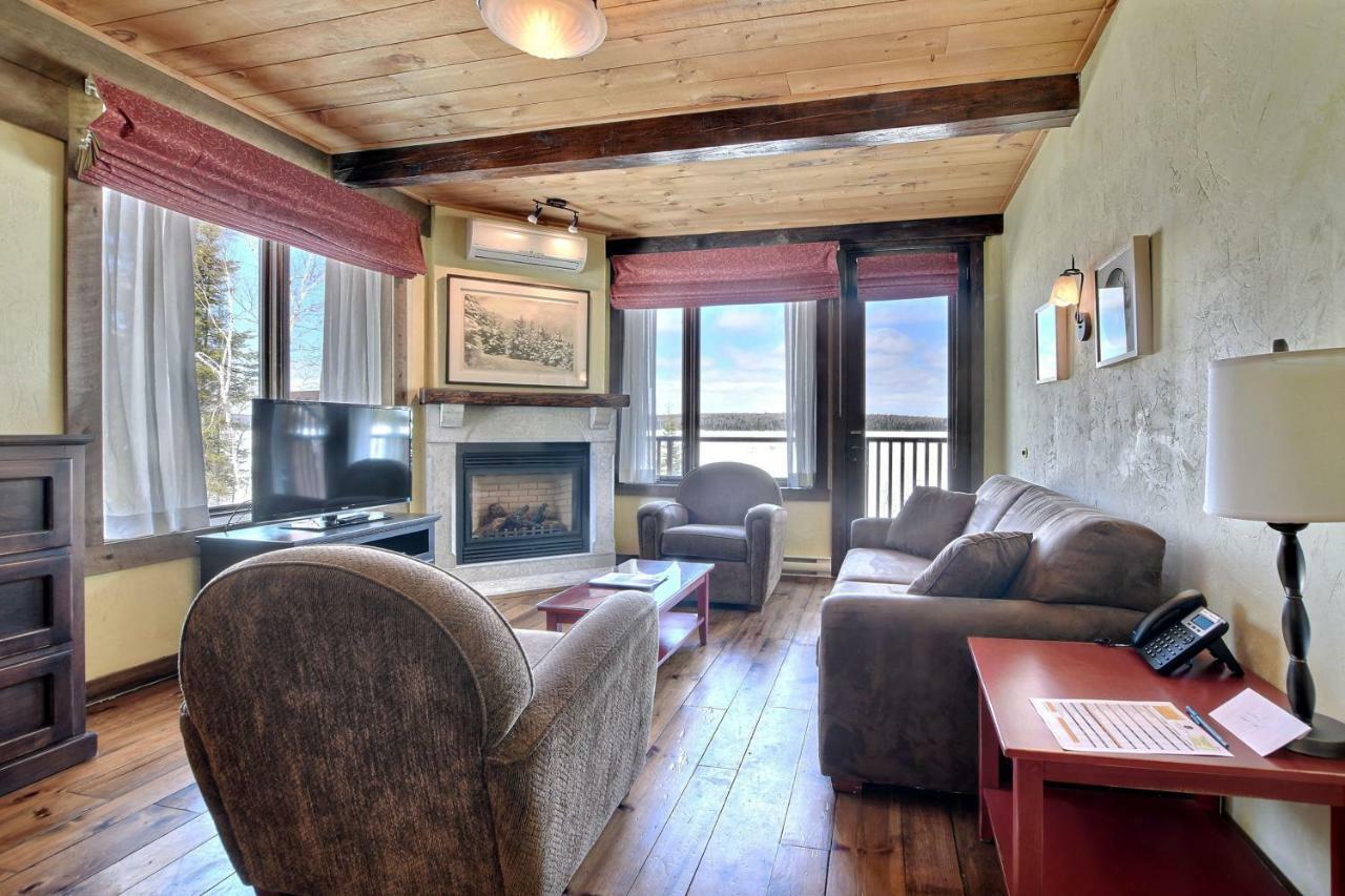 Les Condos Du Lac Taureau- Rooms & Condos Saint-Michel エクステリア 写真