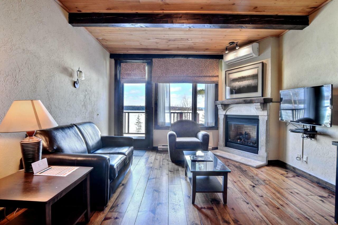Les Condos Du Lac Taureau- Rooms & Condos Saint-Michel エクステリア 写真