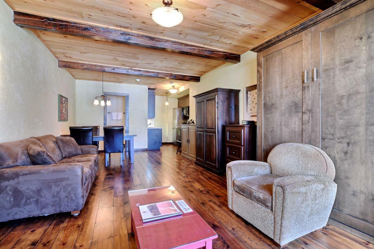 Les Condos Du Lac Taureau- Rooms & Condos Saint-Michel エクステリア 写真