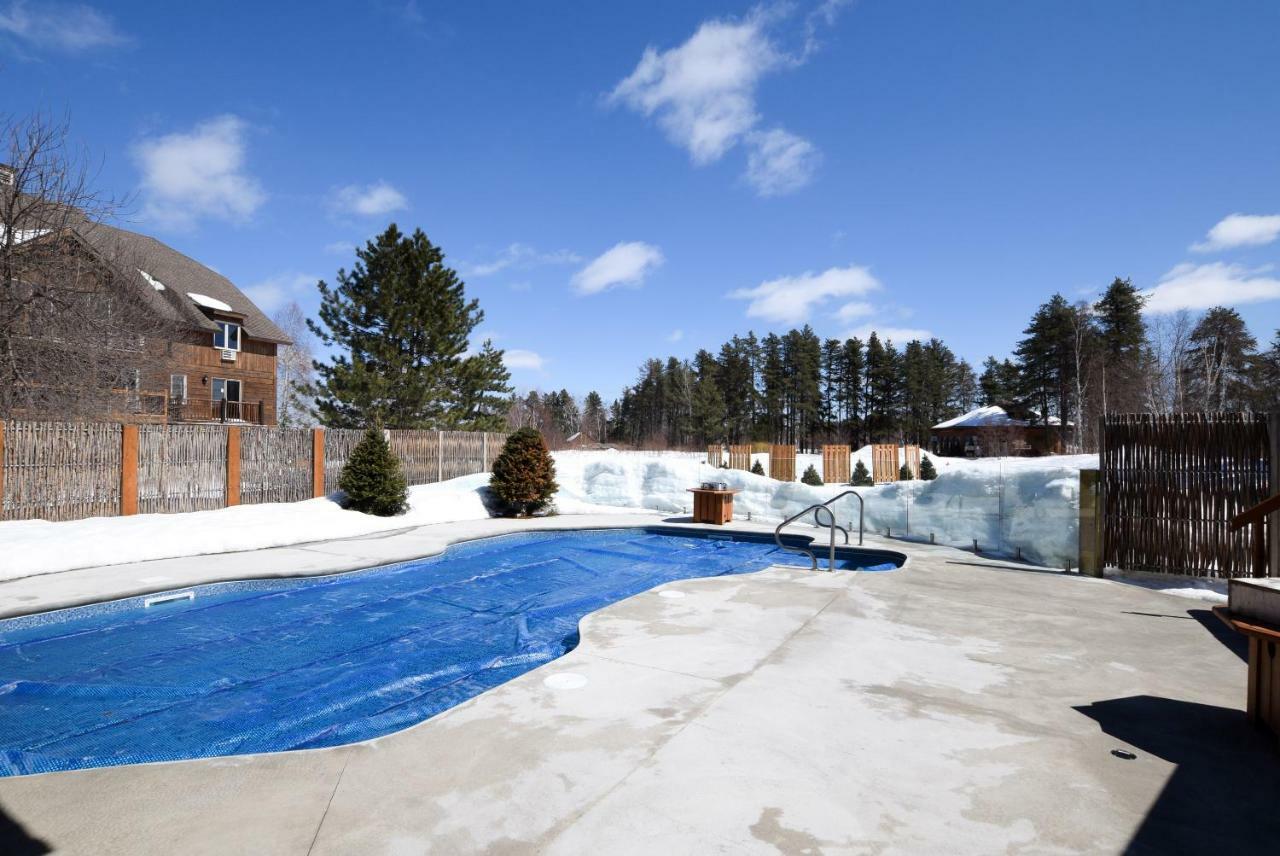 Les Condos Du Lac Taureau- Rooms & Condos Saint-Michel エクステリア 写真